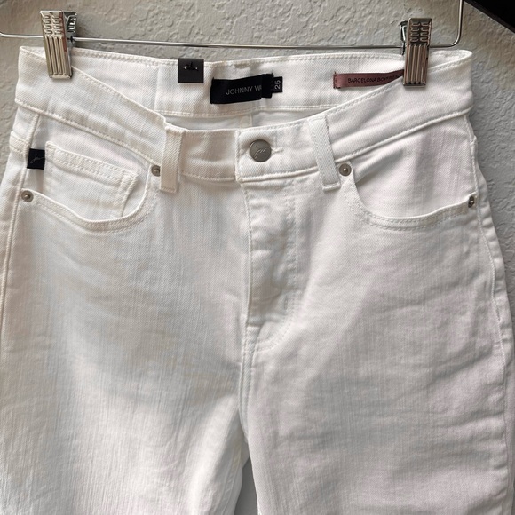 Johnny Was Barcelona Boyfriend Jeans - Picture 5 of 6